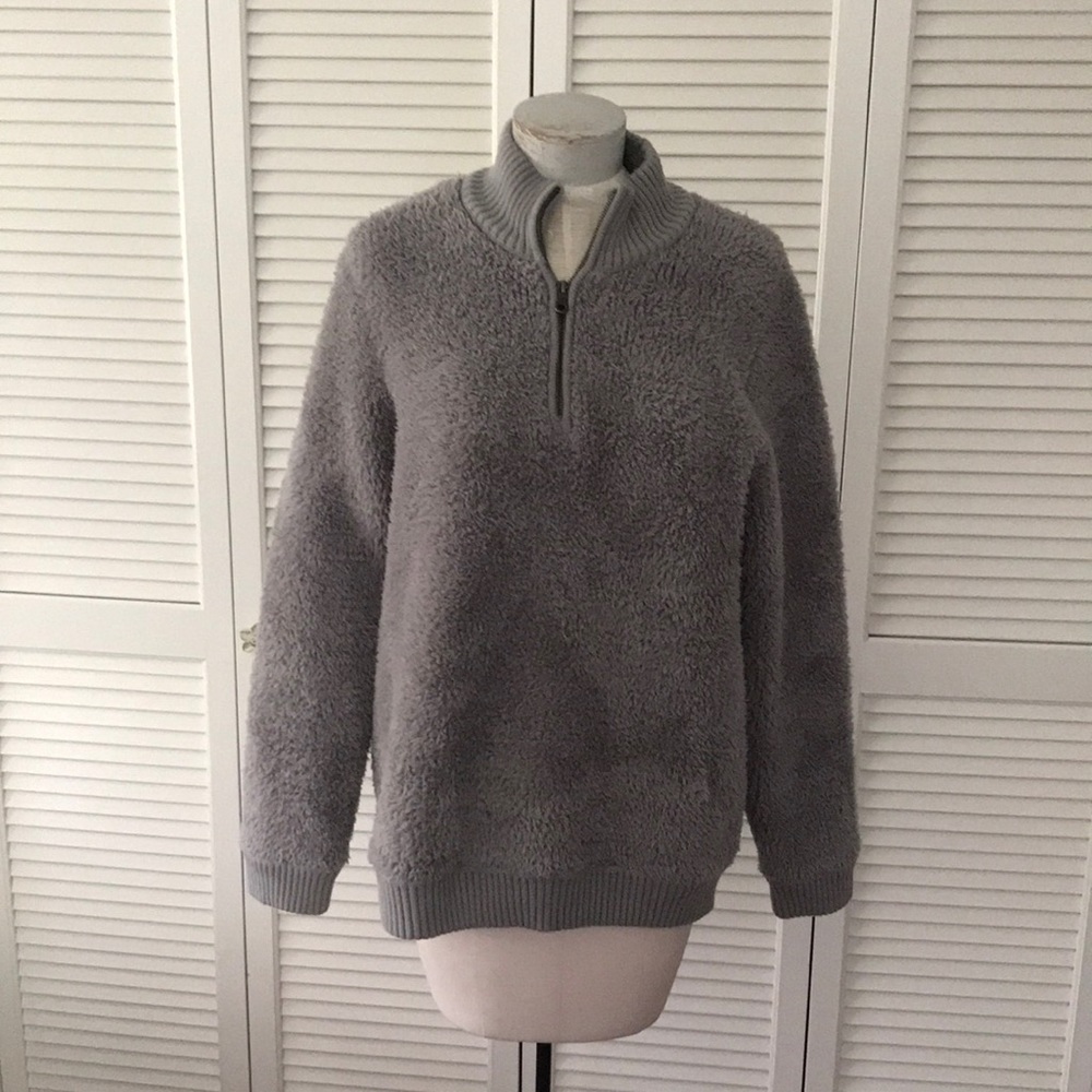Barefoot Dreams gray pullover